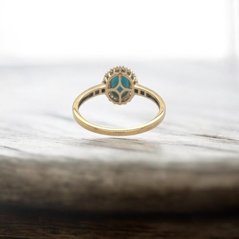 Oval Grandidierite and Diamond Halo Ring in 10kt Yellow Gold - Picture 3 of 5